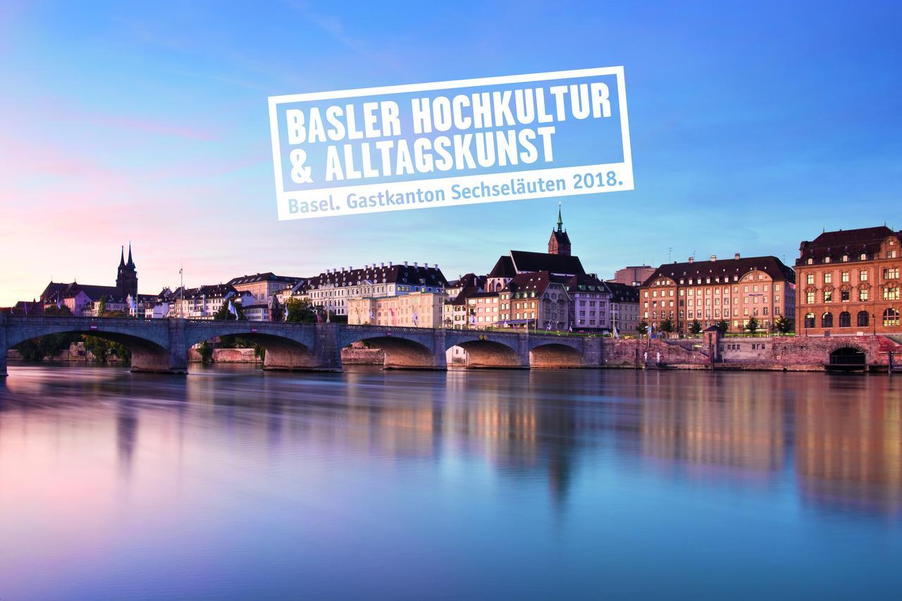 Schoenes Zimmer In Der City Basel Exterior photo